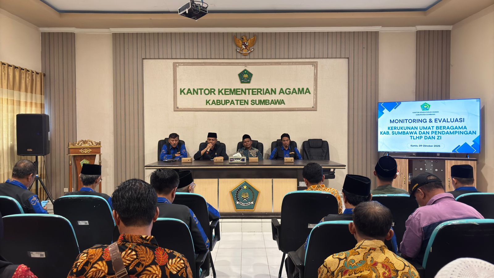 Monitoring dan Evaluasi Kerukunan Umat Beragama serta Pendampingan TLHP Zona Integritas Kemenag Sumbawa